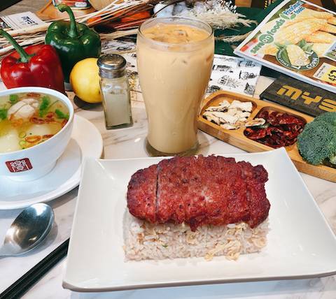 Combo B (Classic Rice/Noodles+Soup+Drink) / B套餐 (飯類/乾麵/炒麵+湯類+飲料)